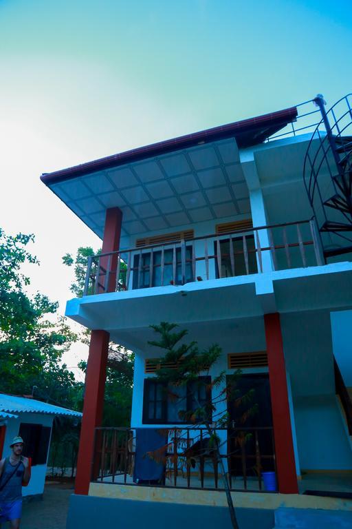 Autumn Moon Beach Cabanas Tangalle Dış mekan fotoğraf