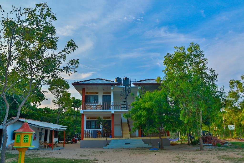 Autumn Moon Beach Cabanas Tangalle Dış mekan fotoğraf
