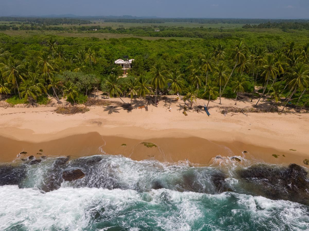 Autumn Moon Beach Cabanas Tangalle Dış mekan fotoğraf